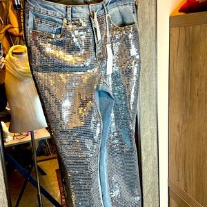 High rise skinny sequin jean. Cato Limited Edition size 8. Stretchy and comfy!